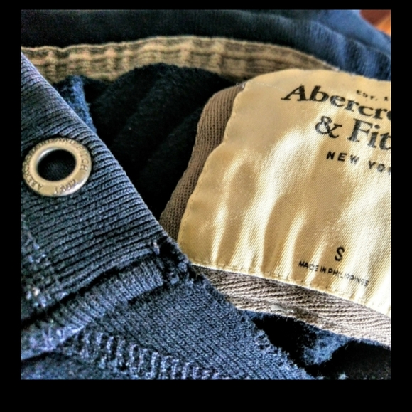 Vtg A&F Navy hoodie sweatshirt Sz XS/2 60% cotton - Picture 10 of 10